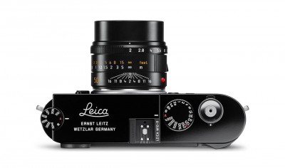 Leica M10-R Tampil dalam Warna Hitam thumbnail
